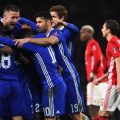 Chelseali oyuncular FA Cup'ta Manchester United maçı sonrası seviniyor