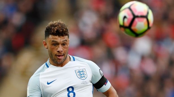 Alex Oxlade-Chamberlain İngiltere forması ile